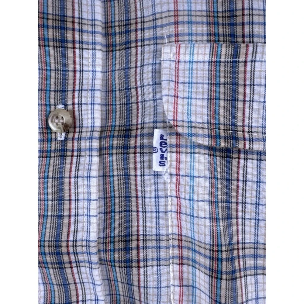 Vintage Levis Plaid Button Up Shirt Tapered Fit Hong Kong Medium